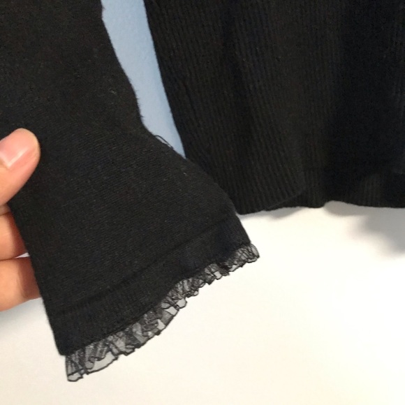 Lace Neckline Sweater - Picture 4 of 5